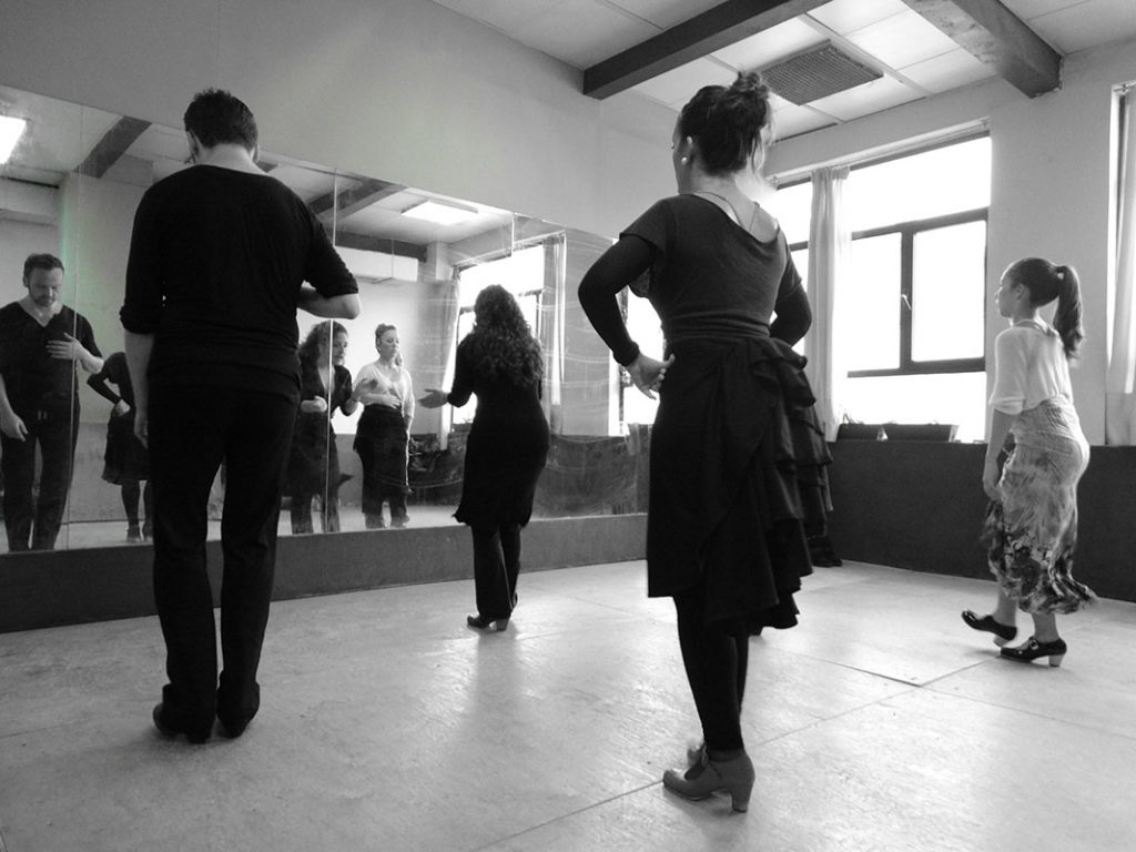 Técnica de pies, zapateado Flamenco, impartido por Lidón Patiño